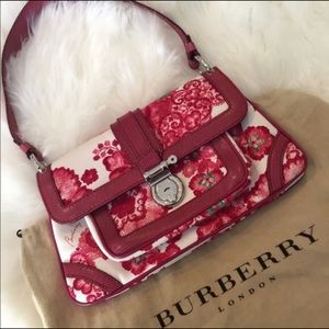 Last chance 🔴 Burberry London Floral purse